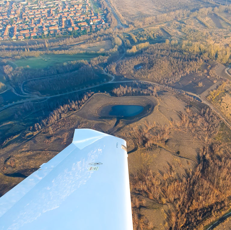 Un lac s'est formé au-dessus de ce terril